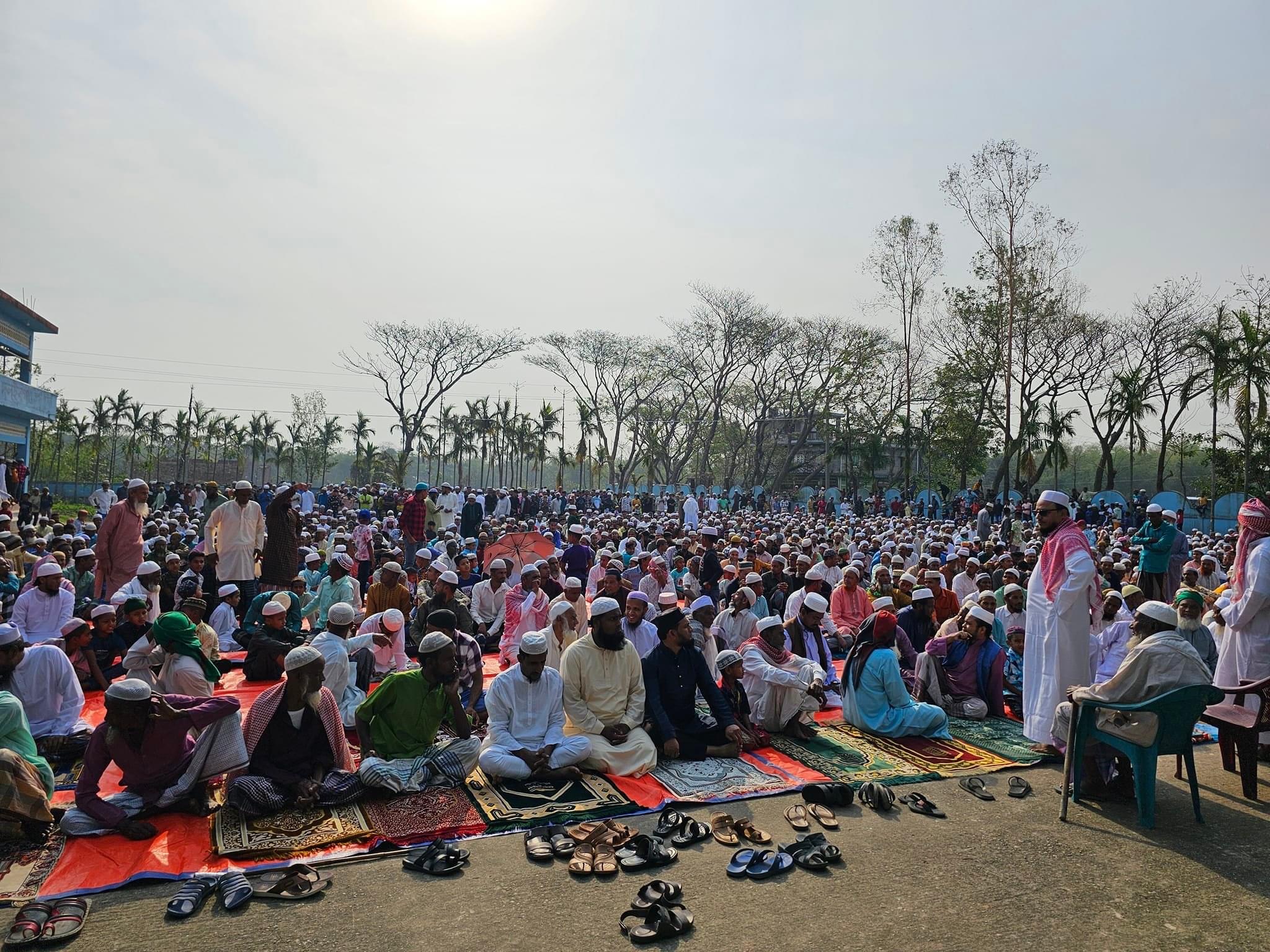 দলইর গাঁও ঈদগাহ ময়দানে পবিত্র ঈদুল ফিতরের জামাত অনুষ্ঠিত